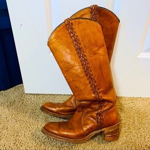 Miss Capezio Vintage Boots